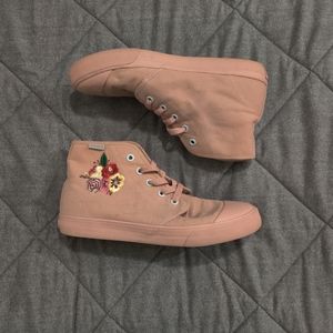 Desert Rose High Top